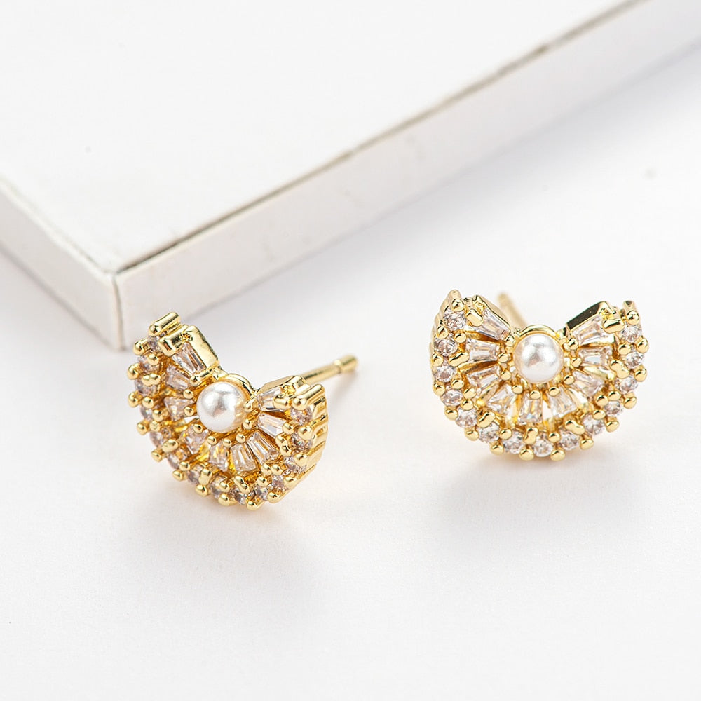 Stud Earrings with Pearl & Zircons